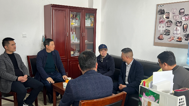 图片1浦江县政协主席带队与研究院负责人会谈