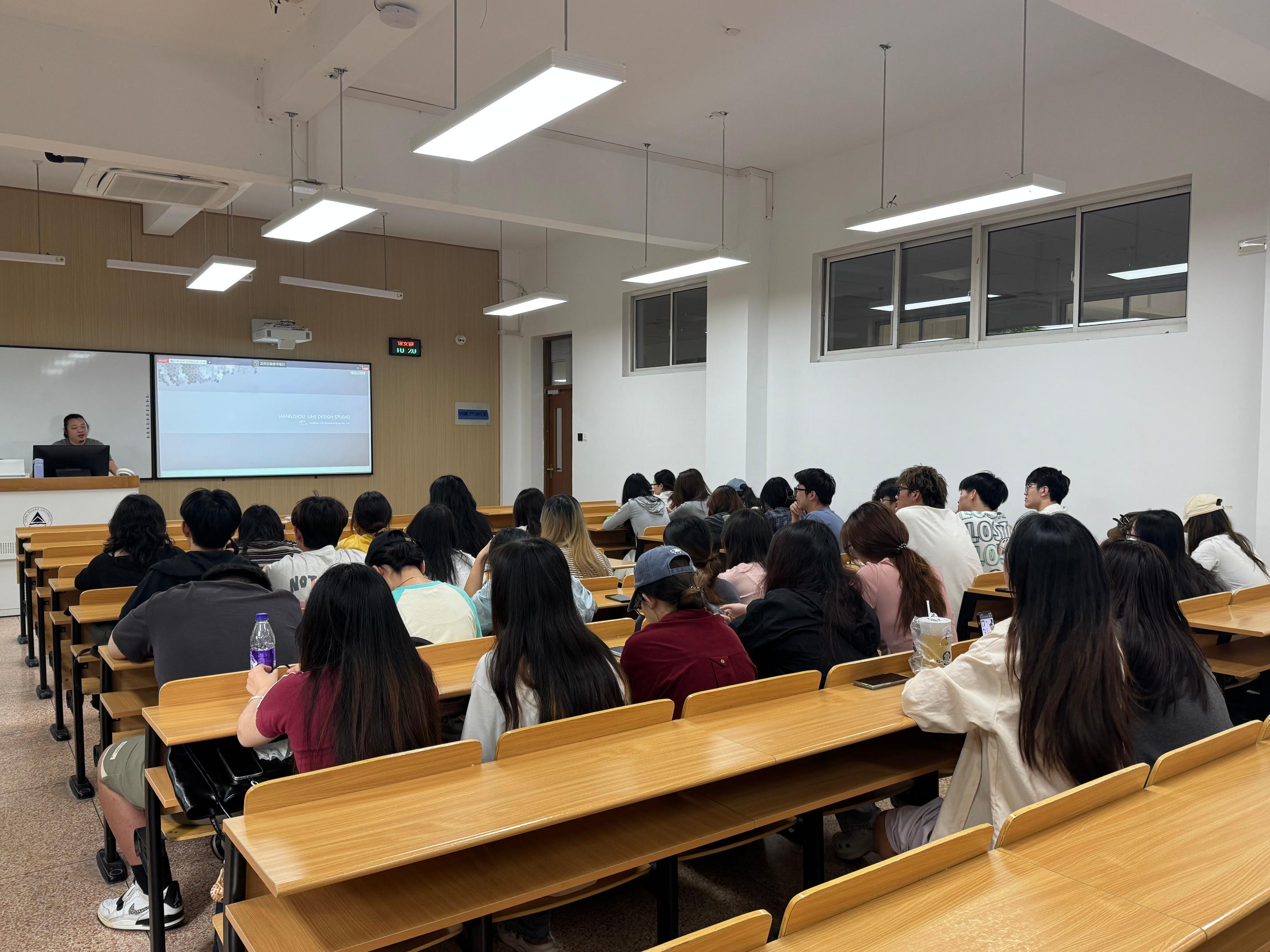 校友经验分享会